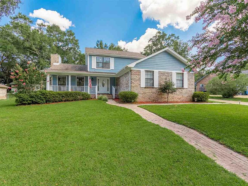 1st image of 737 Crooked Oak Dr