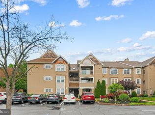 70302 Delaire Landing Rd #302, Philadelphia, PA 19114