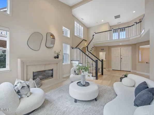 2594 Oak Valley Ln, Thousand Oaks, CA 91362