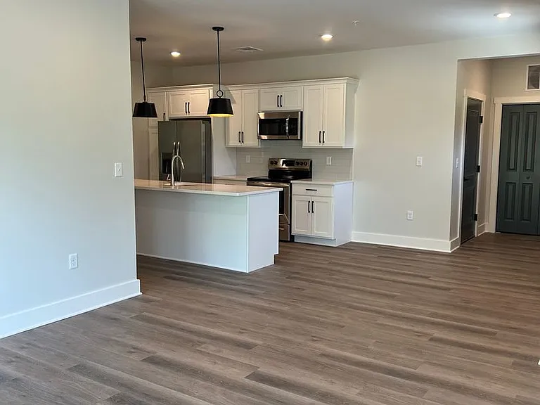 The Residence at Wemple Road — Photo 17