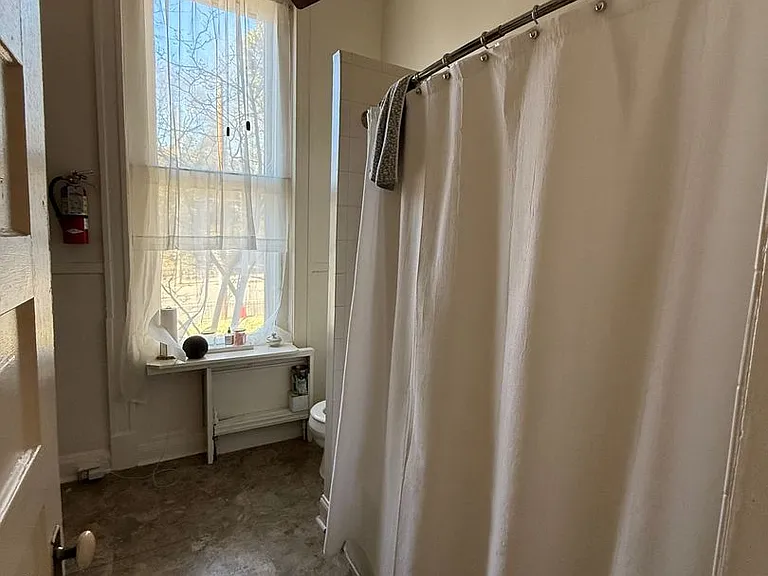 1415 Laurel Ave #17 — Photo 3