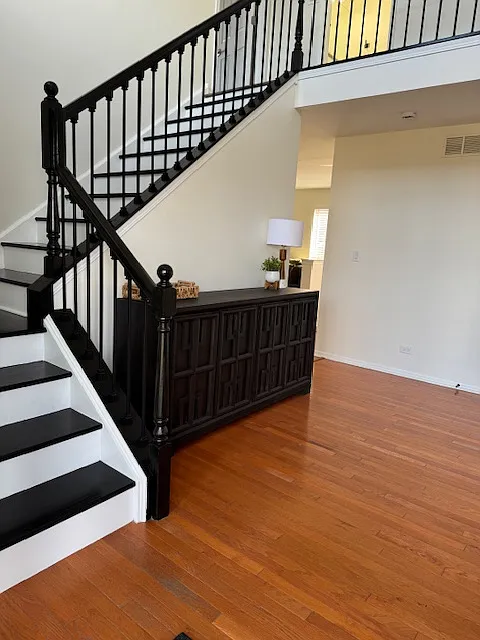 Building Photo - 6816 Twin Falls Dr