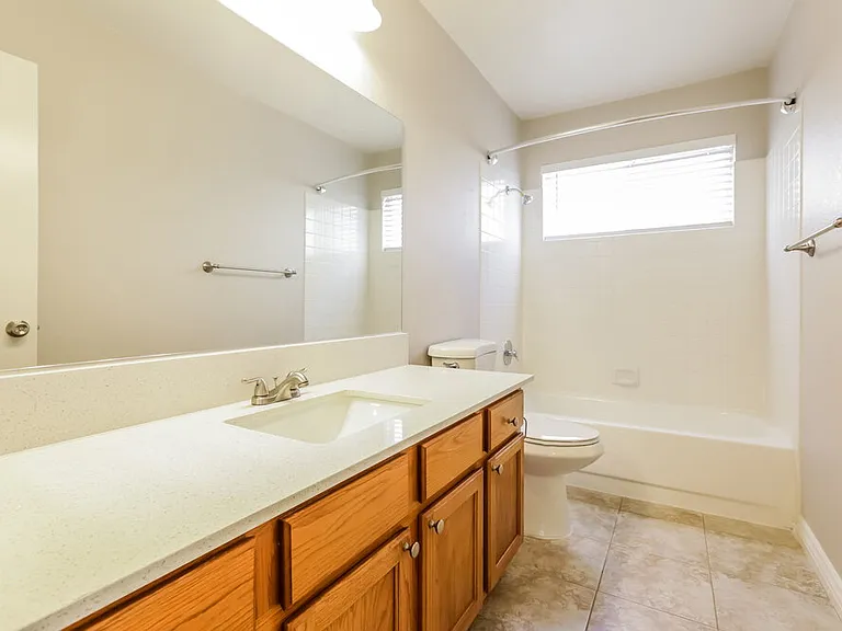 1433 Bellglen Dr — Photo 16