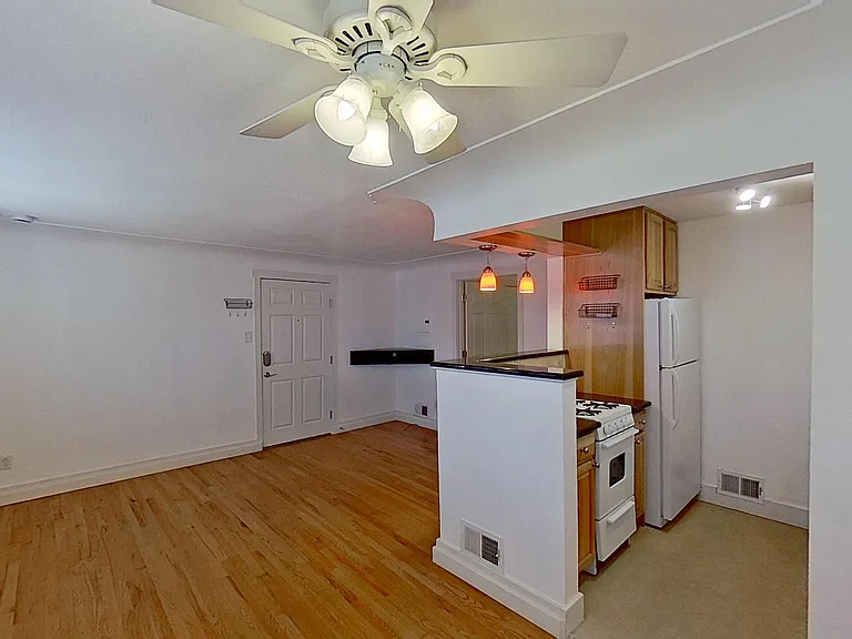 245 S Pennsylvania St #5 — Photo 7