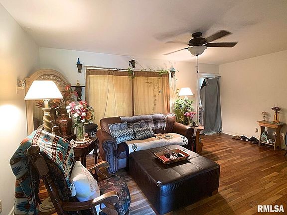5th image of 801 N Allyn St