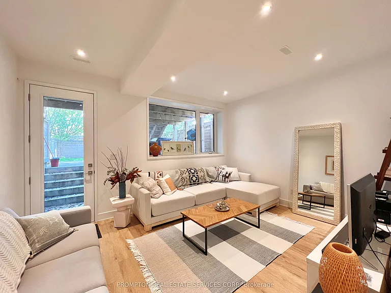 19A Linton Ave — Photo 37