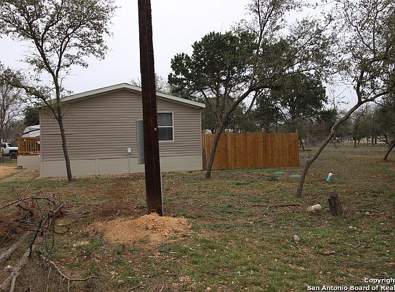 5th image of 284 Sombra Dr