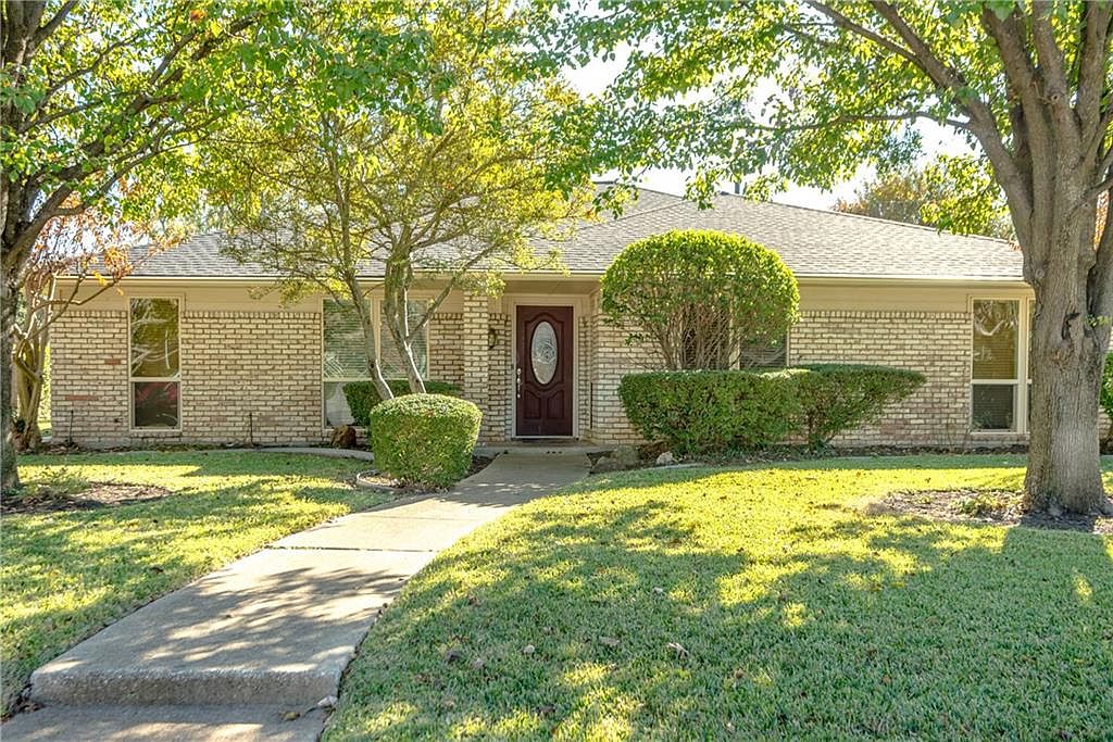 1512 Cherbourg Dr, Plano, TX 75075 | Zillow