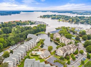 18736 Nautical Dr APT 102, Cornelius, NC 28031