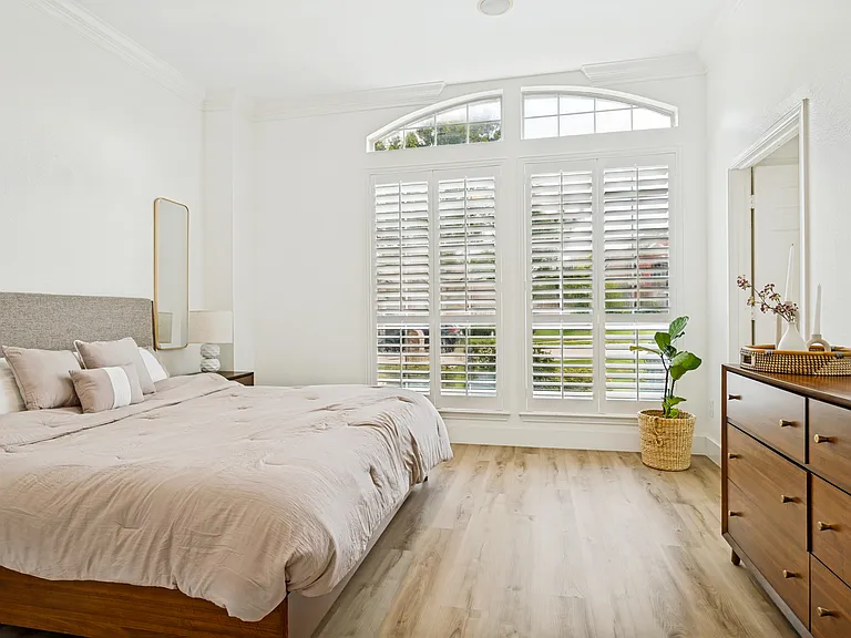 1417 Honey Locust Dr — Photo 16