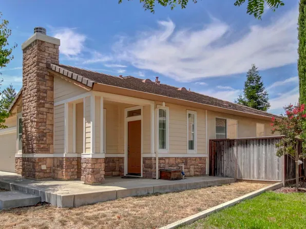 3 Hazeman Ct, Woodland, CA 95776