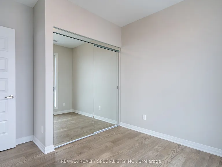 470 Gordon Krantz Ave #415 — Photo 17