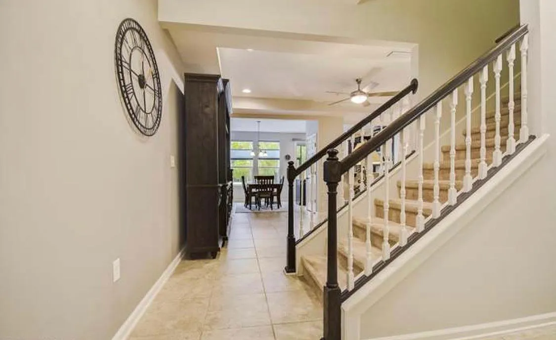 139 Paradas Pl — Photo 3