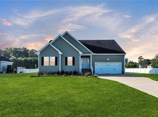146 Moyock Landing Dr, Moyock, NC 27958