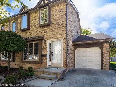 405 Pineview Ct, Saint Clair Shores, MI, 48081