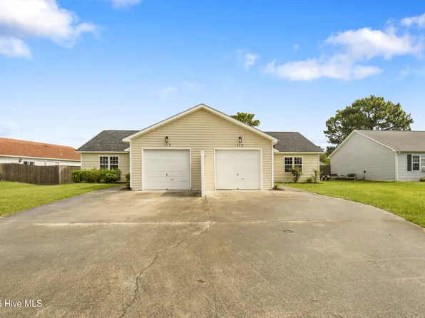 115 Charlton Road, Hubert, NC 28539