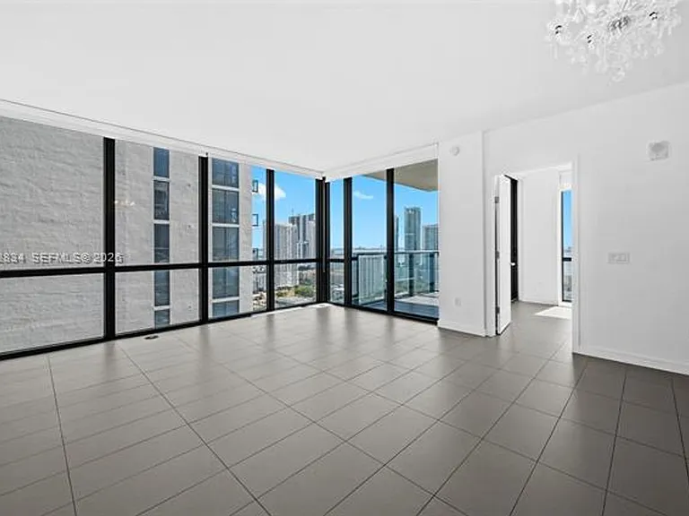 1600 NE 1st Ave #CU-2420 — Photo 3