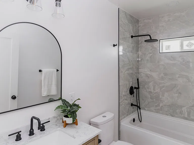 1028 Lincoln Ave #A — Photo 7