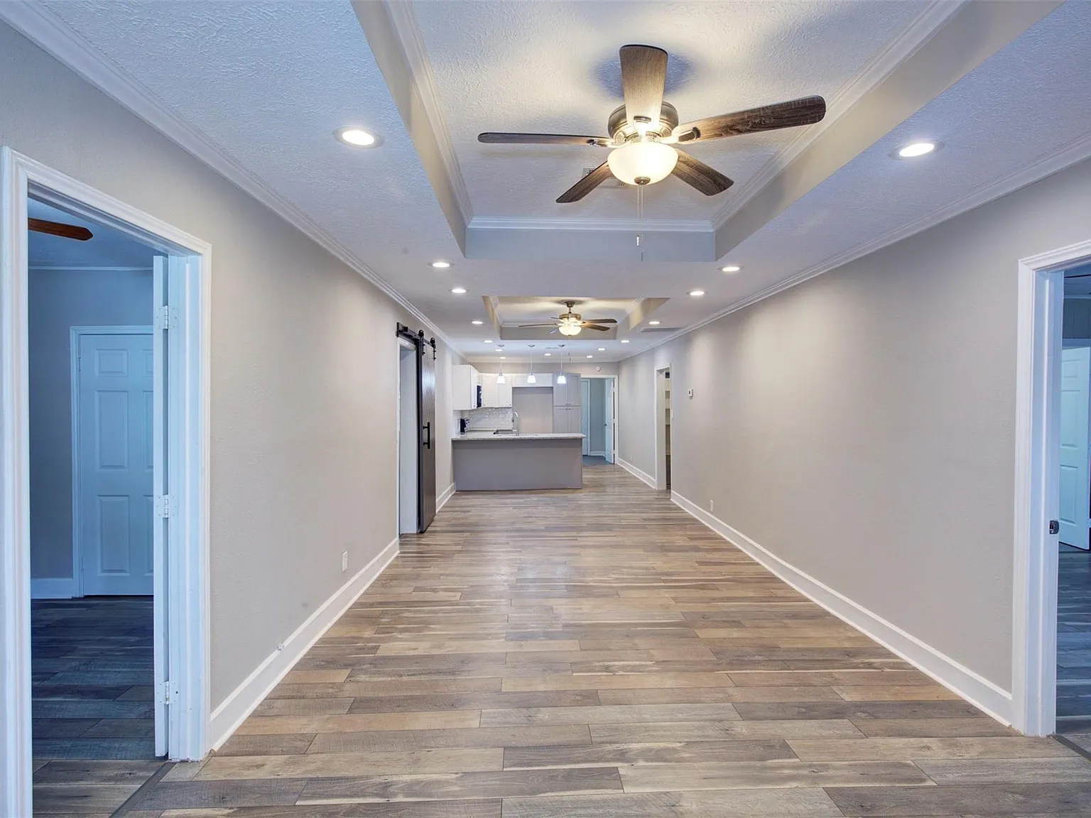 4 bed, 2.0 bath, 1590 sqft, $2,700 — Photo 3