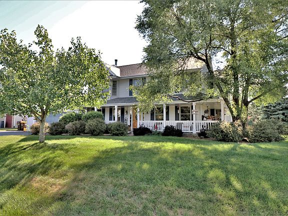 2nd image of 14 Woodloch Forest Dr