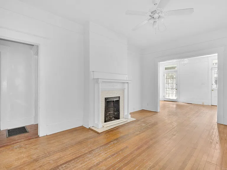 2234 Whitaker St — Photo 14