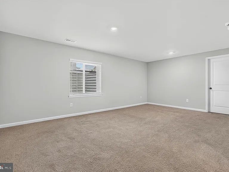 3155 White Tail Dr — Photo 35