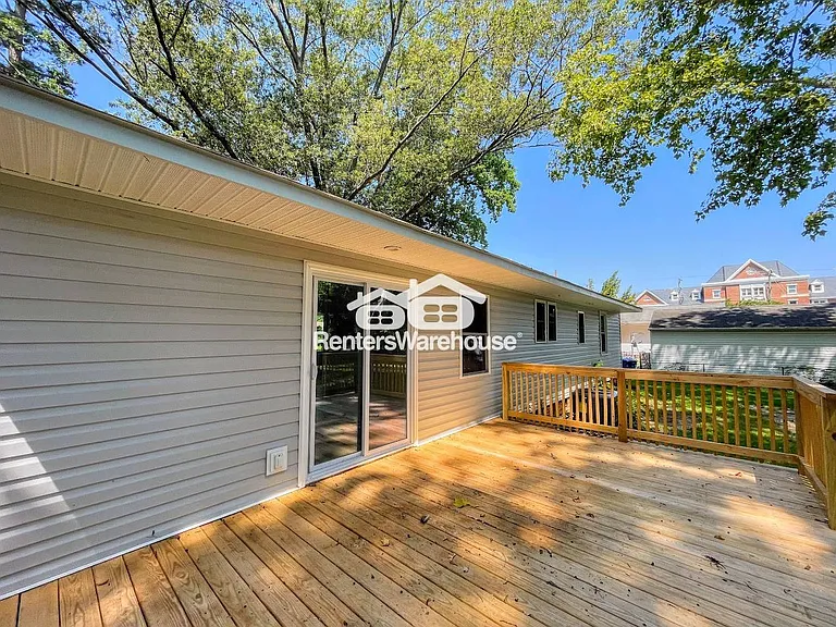 5 Paddock Dr — Photo 4