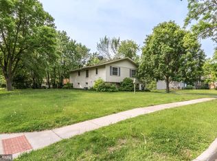 16510 Gerdine Path, Rosemount, MN 55068