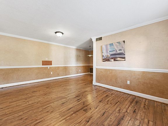 3rd image of 6360 1st St N #202D