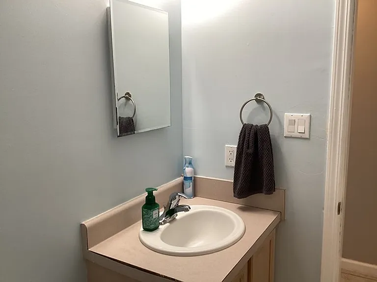 H16 Miriam St — Photo 14