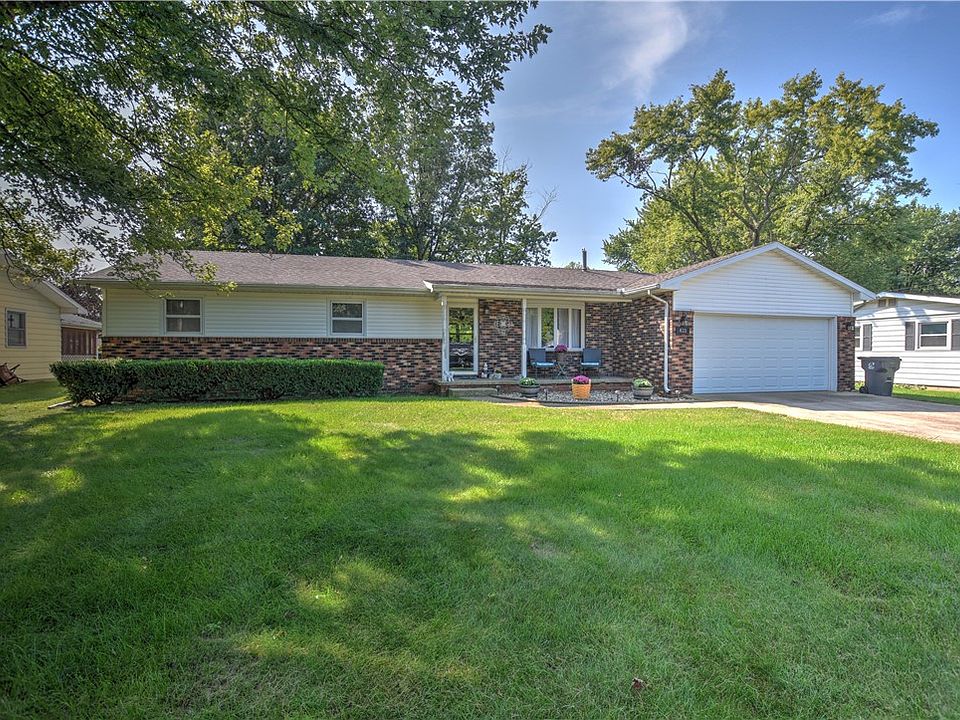 433 W Carter, Cerro Gordo, IL 61818 Zillow