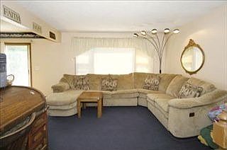 3rd image of 1011 Orchard Ave
