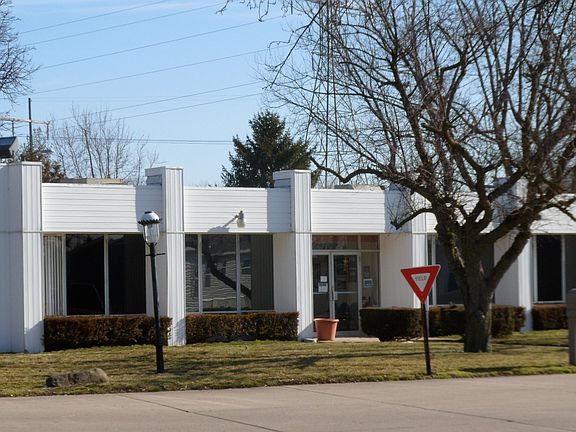 Close to Community Center