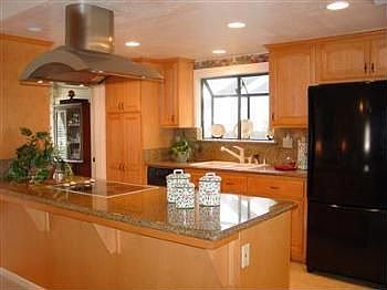 2nd image of 1319 Rolling Hills Dr