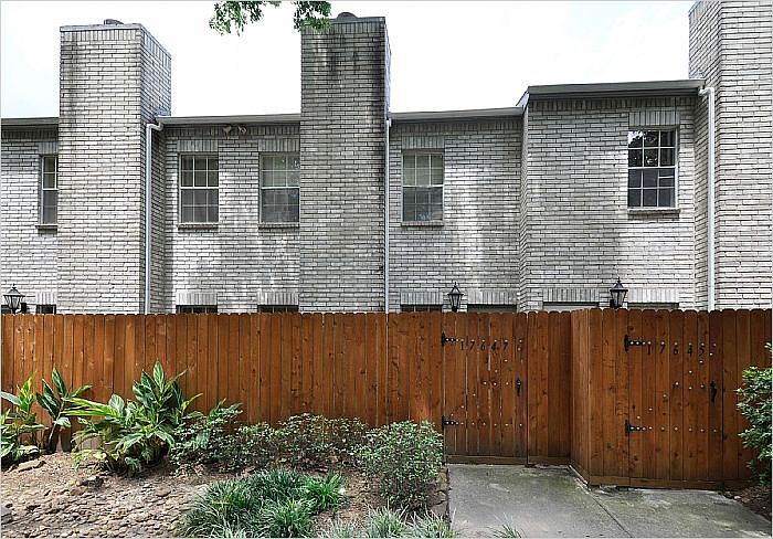 1st image of 17647 Red Oak Dr
