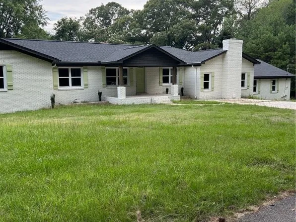 15747 Huckleberry Ln, Brookwood, AL 35444