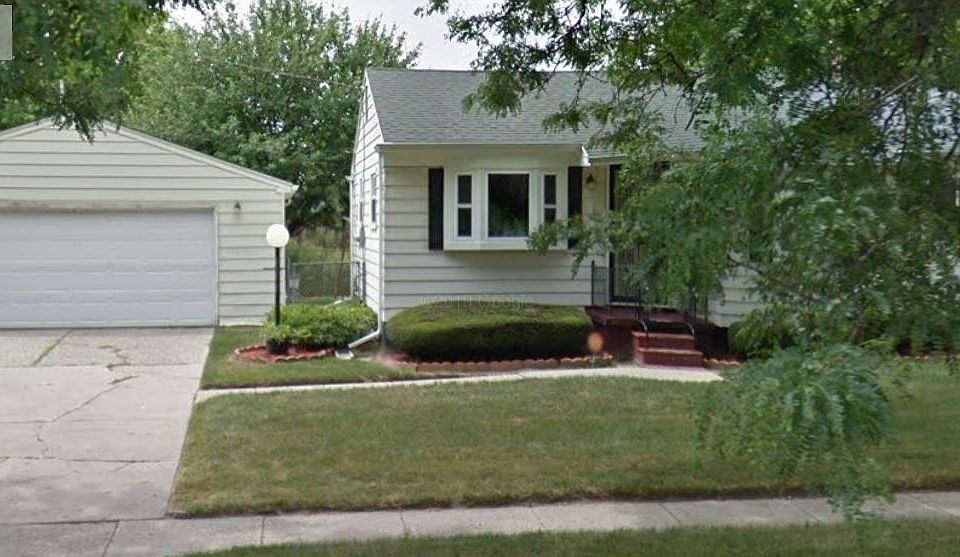 1st image of 3822 Evergreen Pkwy