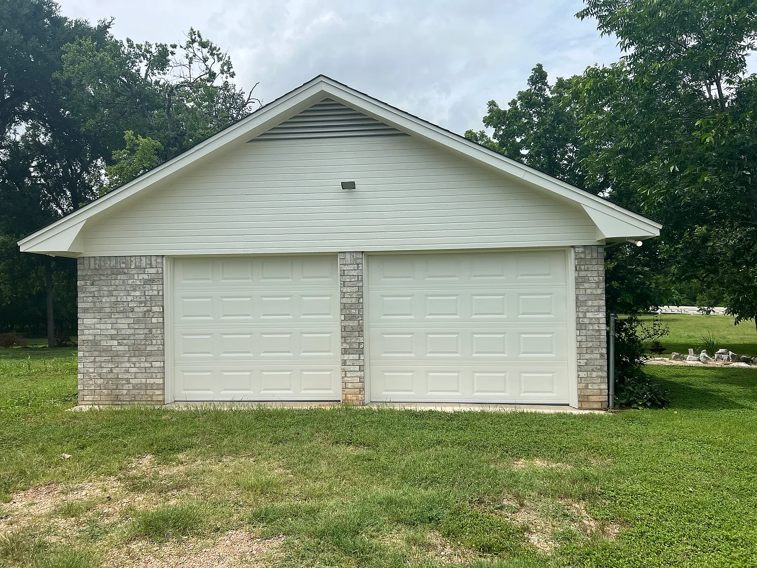 3 bed, 2.5 bath, 1770 sqft, $2,495 — Photo 3