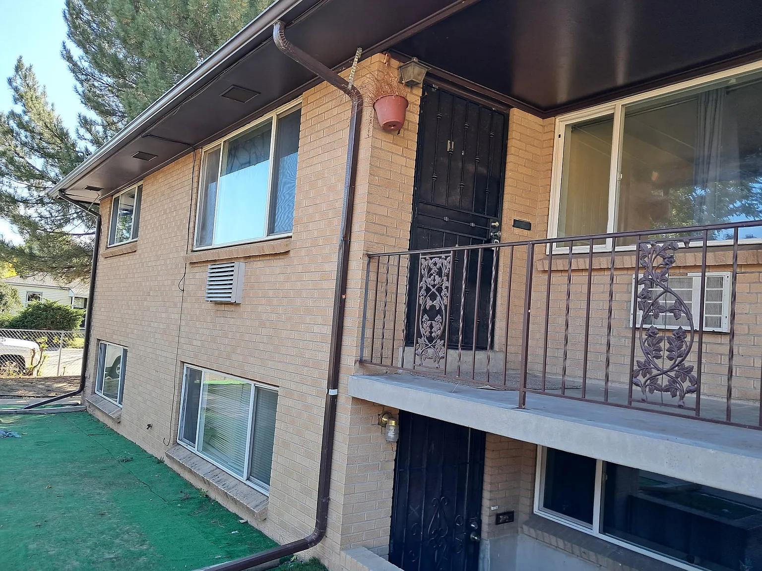 2 bed, 800 sqft, $1,595 — Photo 2