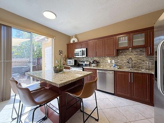 4th image of 14001 NW 84th Ct APT 3402