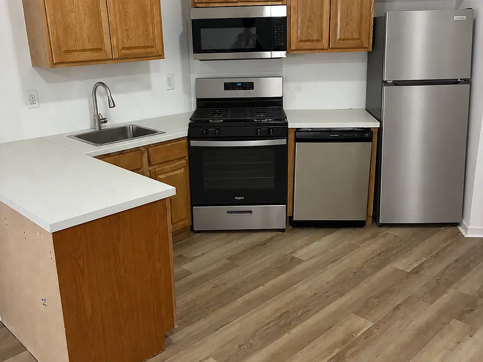 385 Palisade Ave #1A