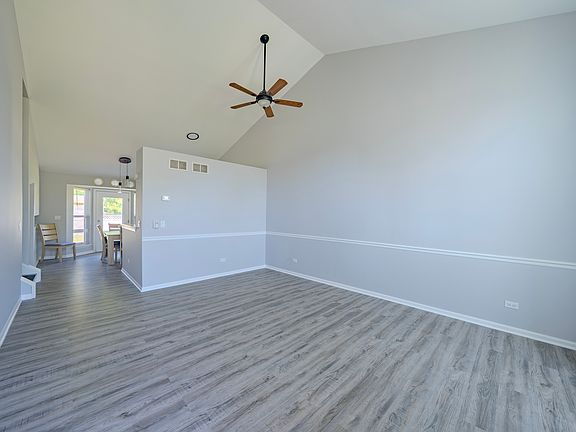 4th image of 24104 Primrose Cir