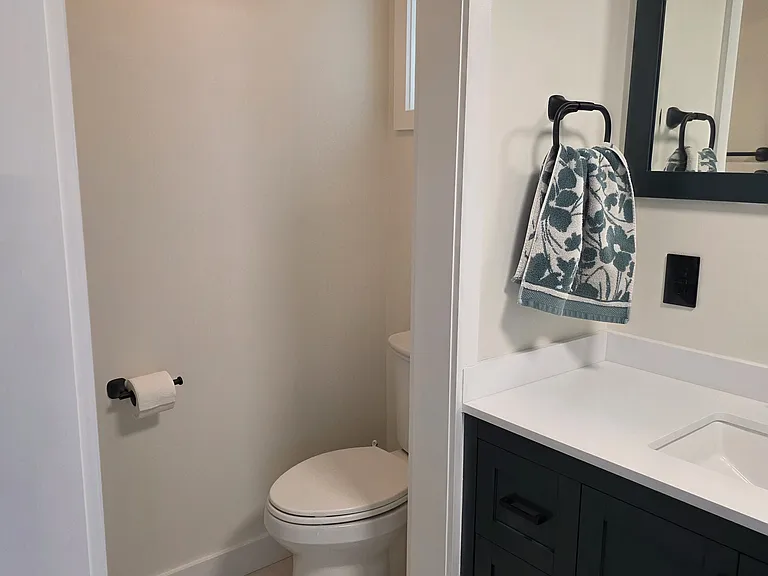6221 Columbus Ave — Photo 7