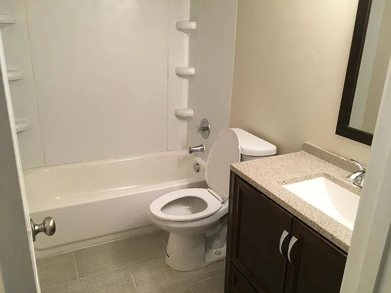 3100 Heathstead Pl #D — Photo 4