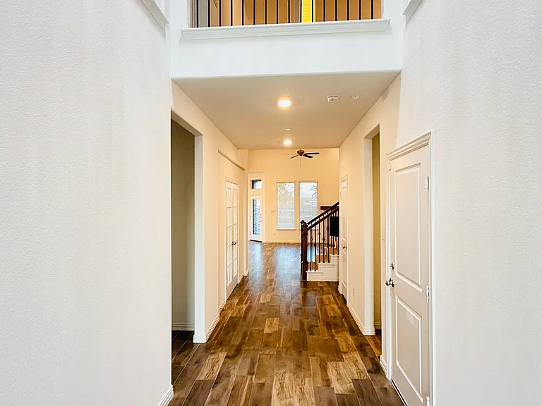 7324 Black Cherry Ln — Photo 6
