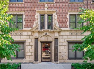 549 W. Aldine Ave., Chicago, IL 60657