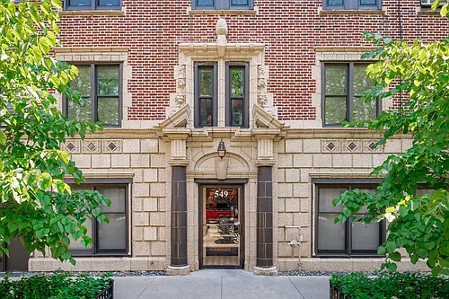 549 W. Aldine Ave. Photo 1