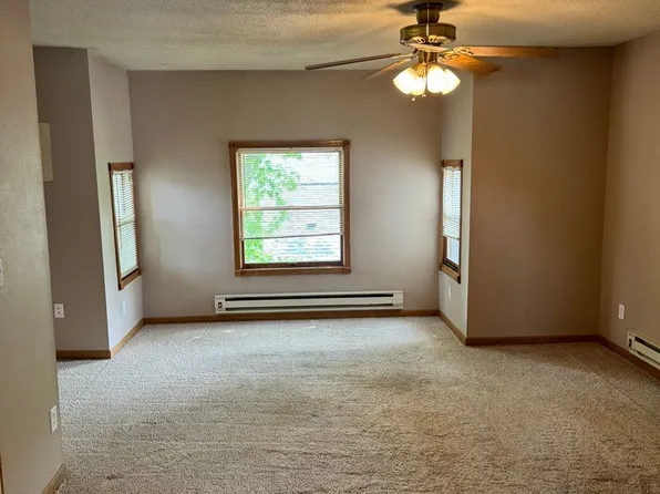 kb1820, 1820 Loomis St #1824, La Crosse, WI 54603