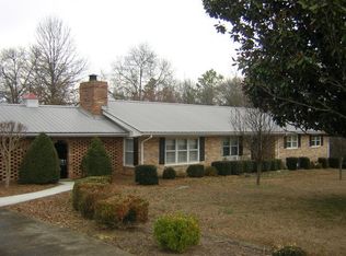 1009 Cliff Griffith Rd, Danielsville, GA 30633