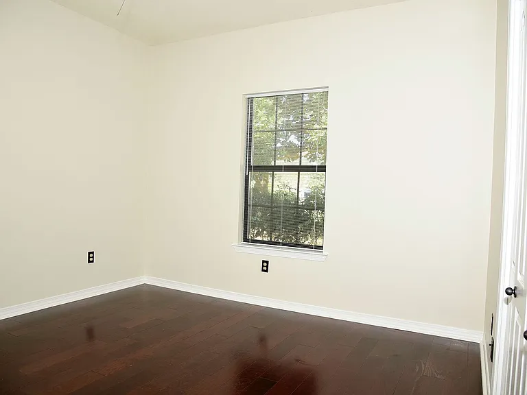 116 Baywind Dr — Photo 27